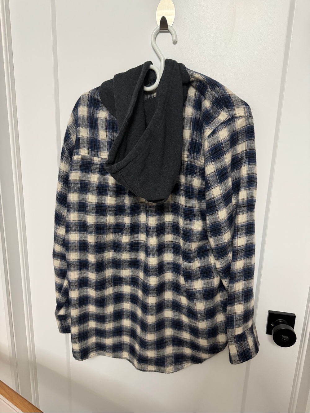 American Eagle Outfitters Navy and White Plaid Hooded Button-Down Shirt - Picture 2 of 5